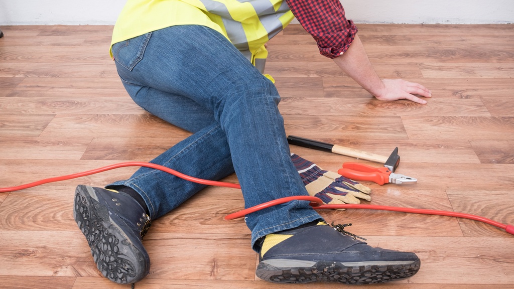 FALL PREVENTION AND PROTECTION INTRODUCTION (UK)