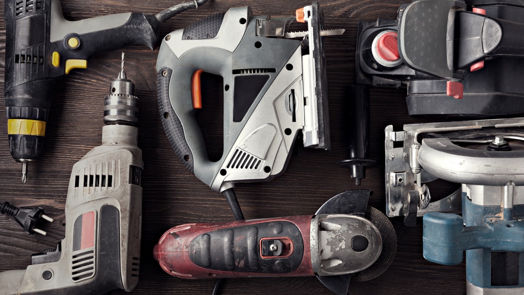 HAND AND POWER TOOLS