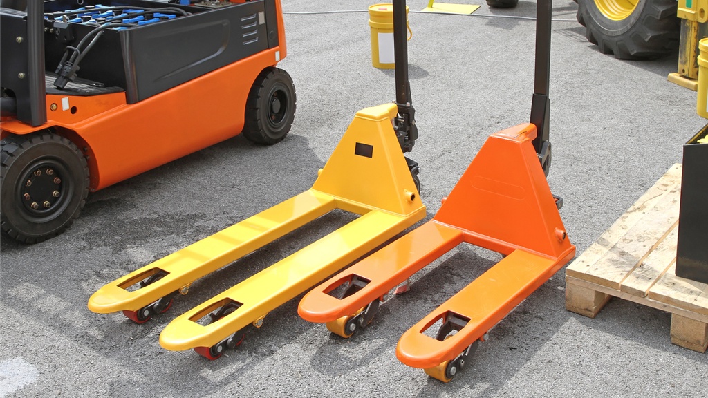 ​​PALLET TRUCKS